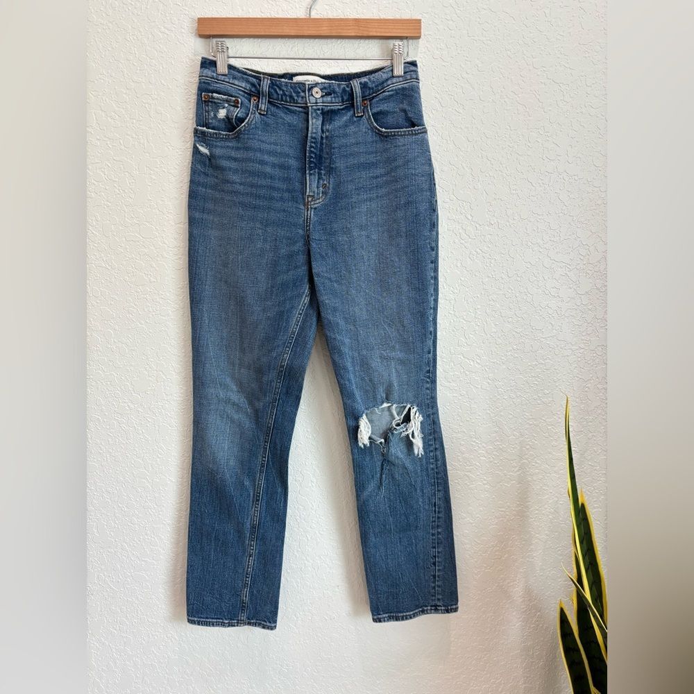 Abercrombie & Fitch The 90's Slim Straight Ultra High Rise Size 28/6S